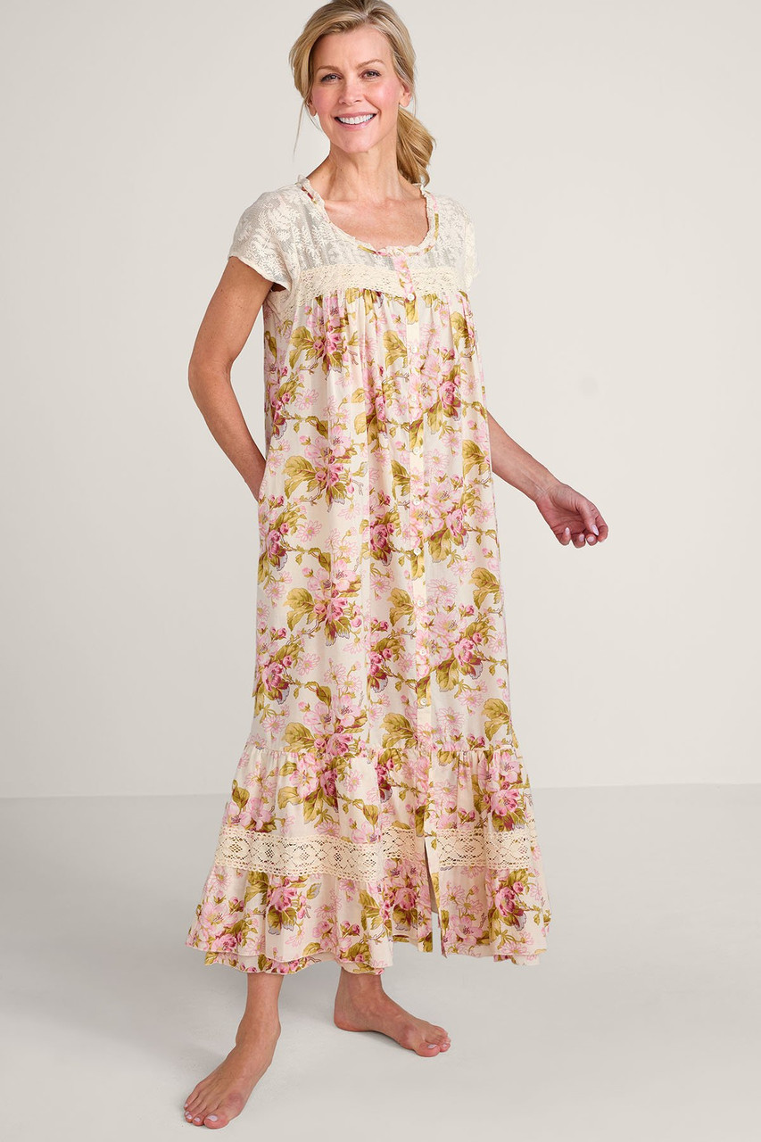 2he71__pink-garden_0__21537.1771009955
